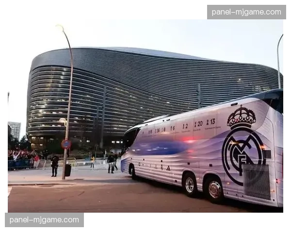 欧足联考察团完成对欧冠决赛场地伯纳乌的最终验收